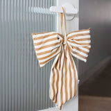 Designstuff LUVA Hanging Bow