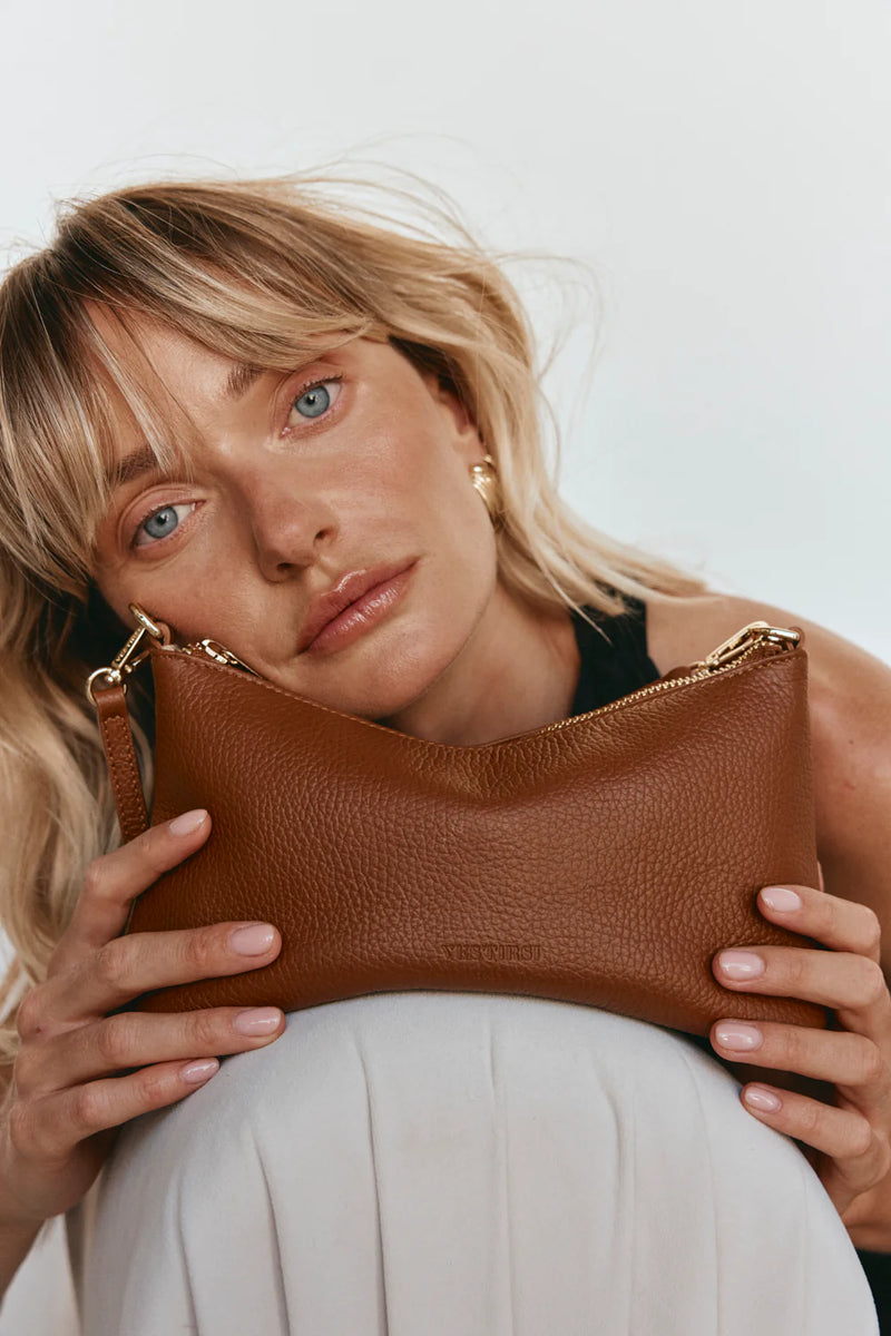 Vestirsi Ashley Tan Leather Crossboddy Bag