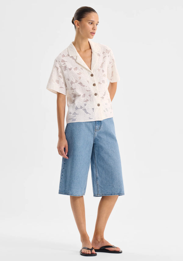 Morrison Hendrix Denim Bermuda, Light Blue
