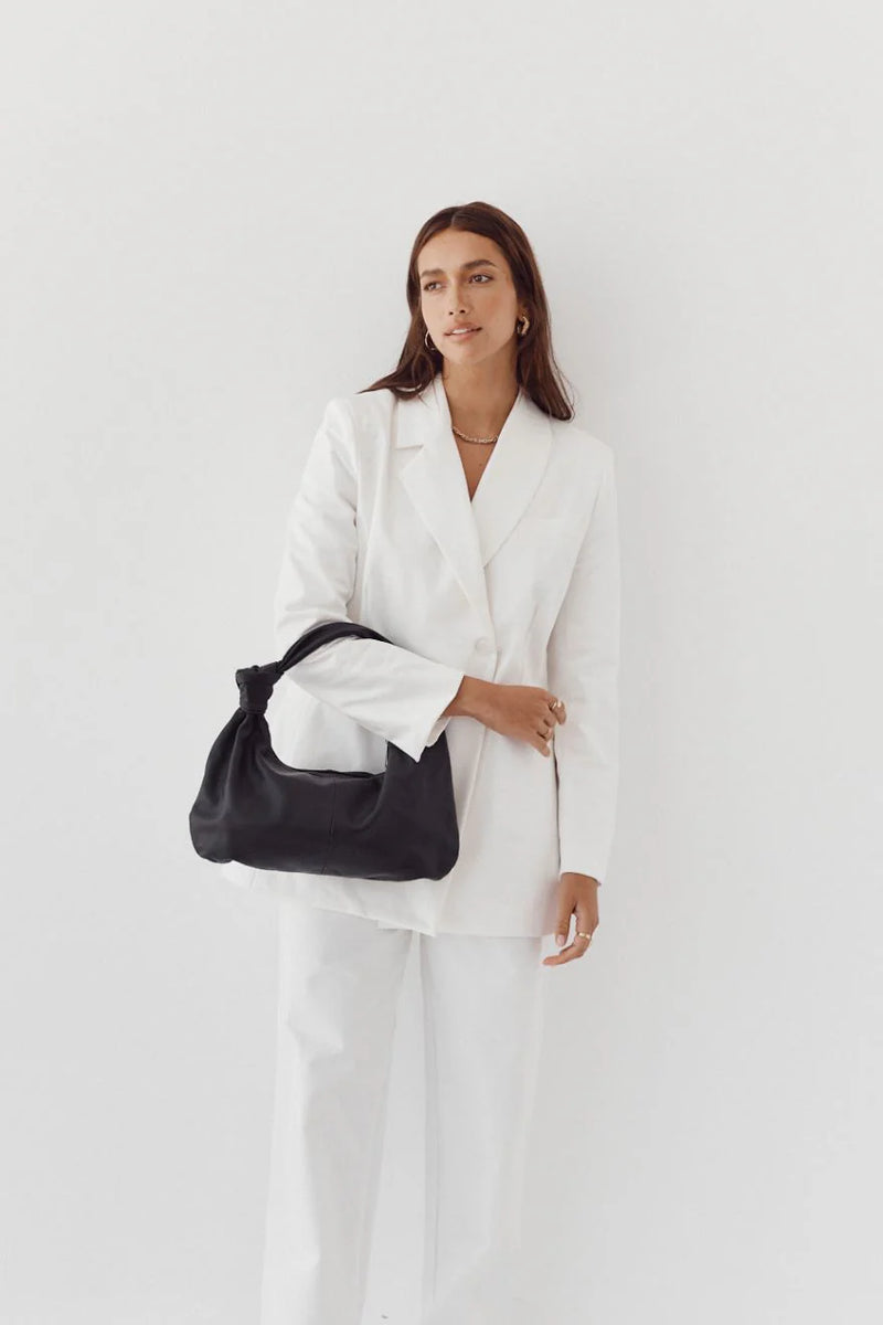 Vestirsi Allegra Black Knot Cresent Bag
