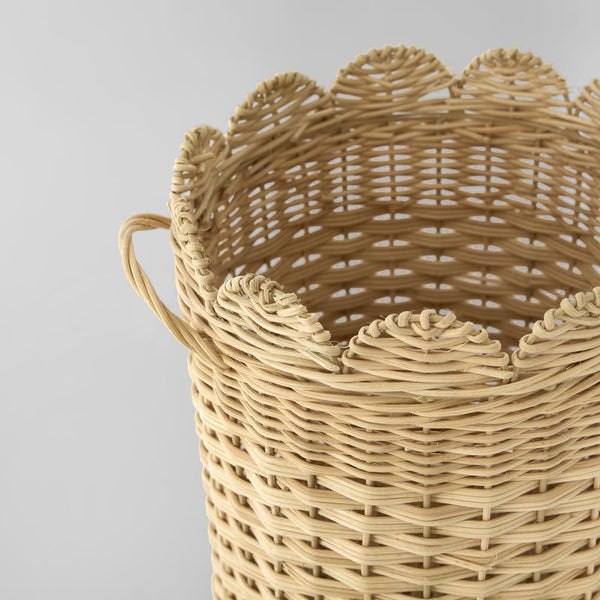 Festonne Basket