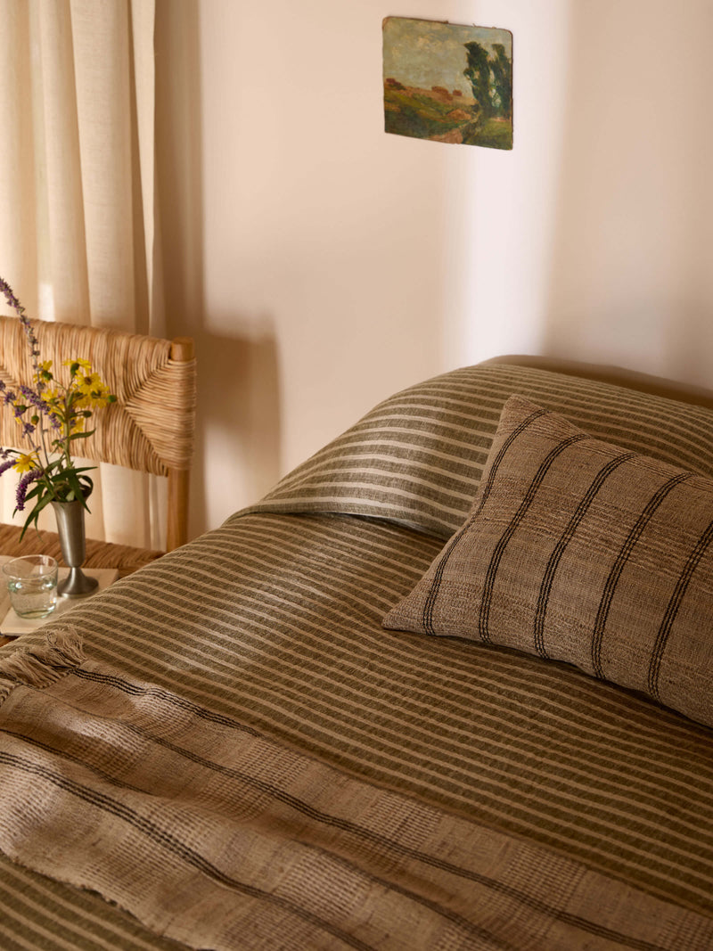 Ava Stripe Khaki Bedcover, Grand