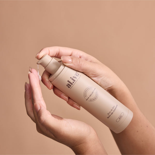 First In Line Silky Gel Cleanser