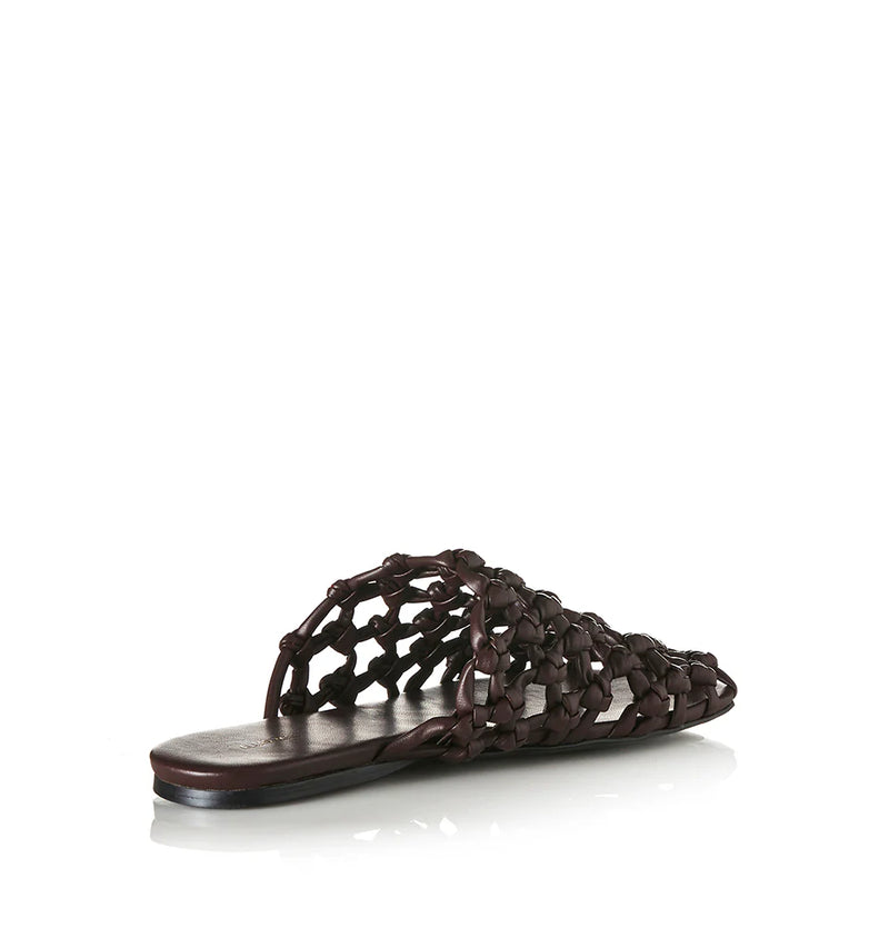 Alias Mae Hezu Mule, Chocolate