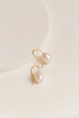 Thurston & Lovey Eva Pearl Earring