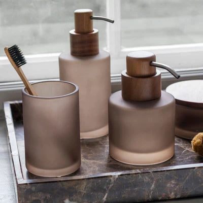 Mette Ditmer Modest Toothbrush holder, Walnut