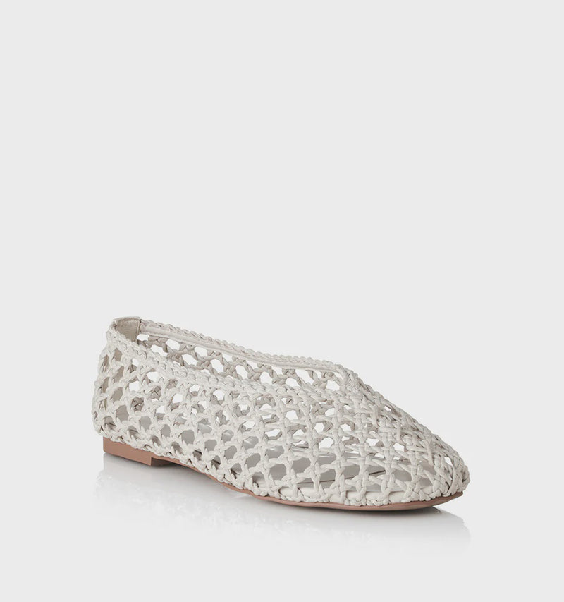 Alias Mae Pierre Flat, Bone