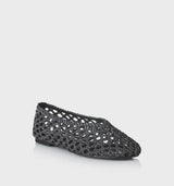 Alias Mae Pierre Flat, Black