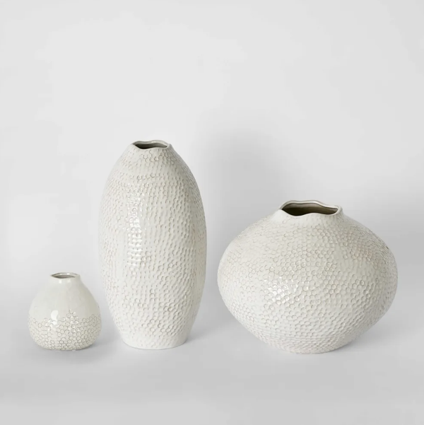 Jaylen Vase, Cream