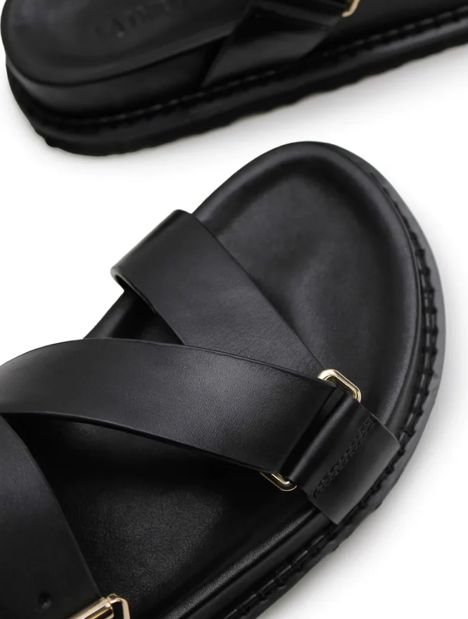 La Tribe Aki Slide Black