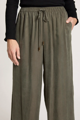 Eb + Ive Calista Pant, Pampas