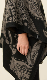 Lucia Cape, Charcoal