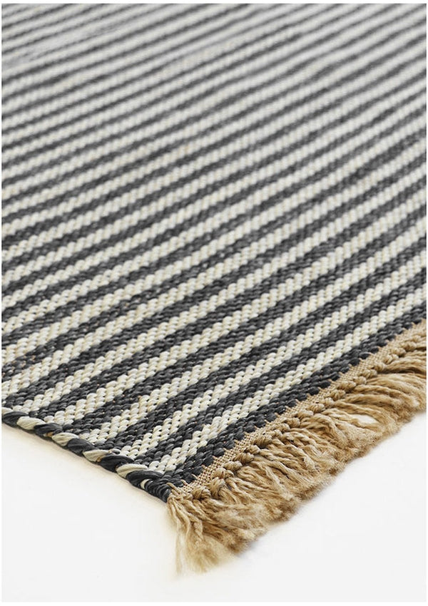 Baya Summit Outdoor Flat Weave Rug, Charcoal